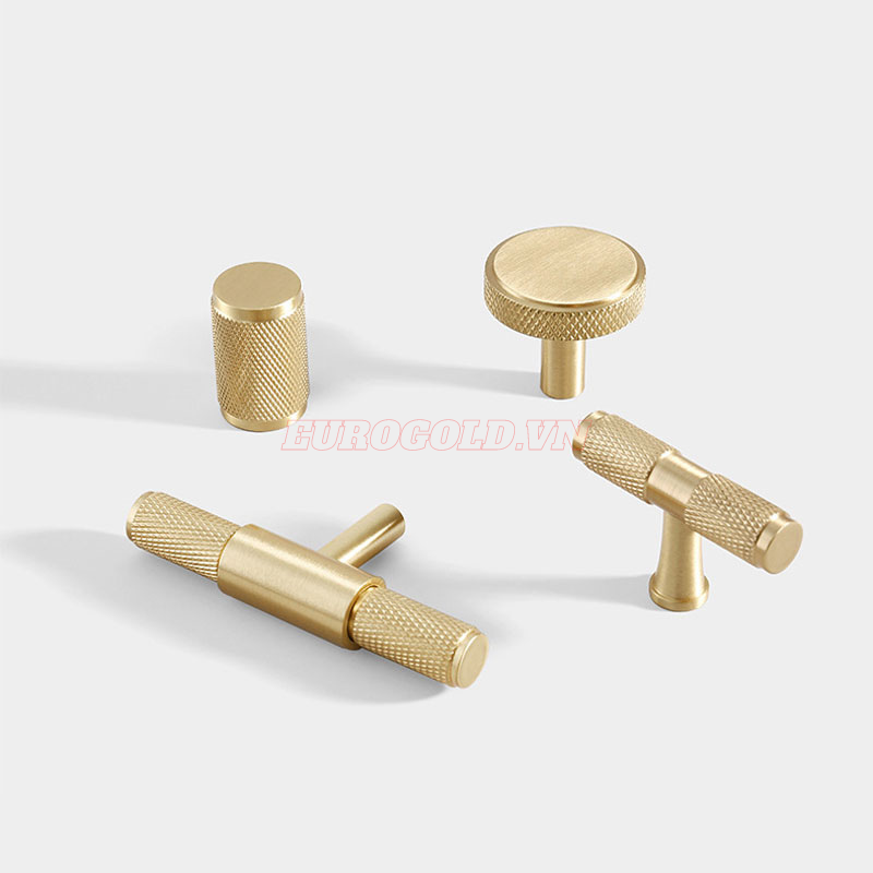 Núm tủ hiện đại bằng đồng BHG02 - 172