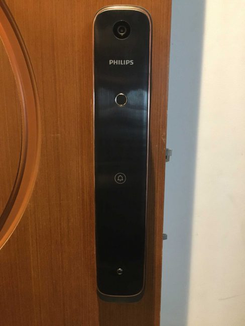 philips-ddl702-1hw-thuc-te-3-488x650-3 Khoá cửa thông minh Philips DDL702-1HW